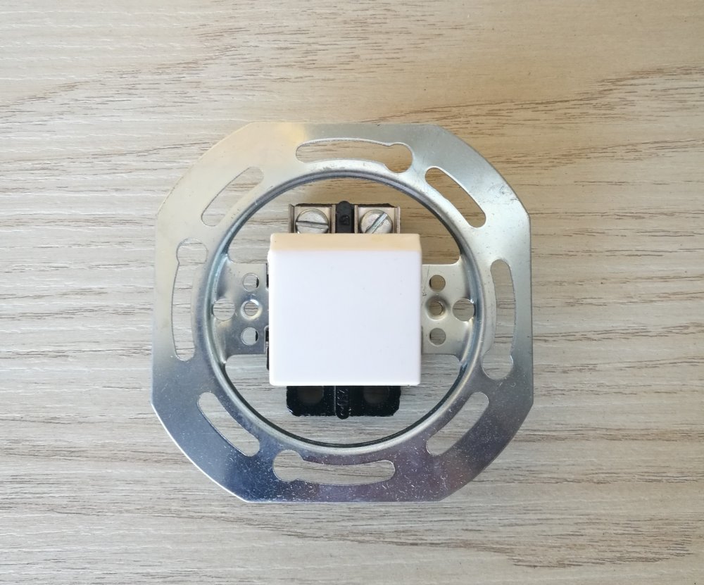 Vipu-painokytkin 1-nap.