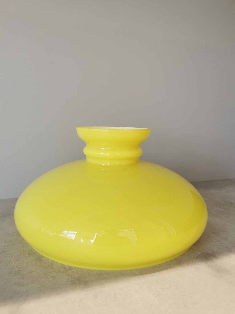 Öljylampun kupu, keltainen