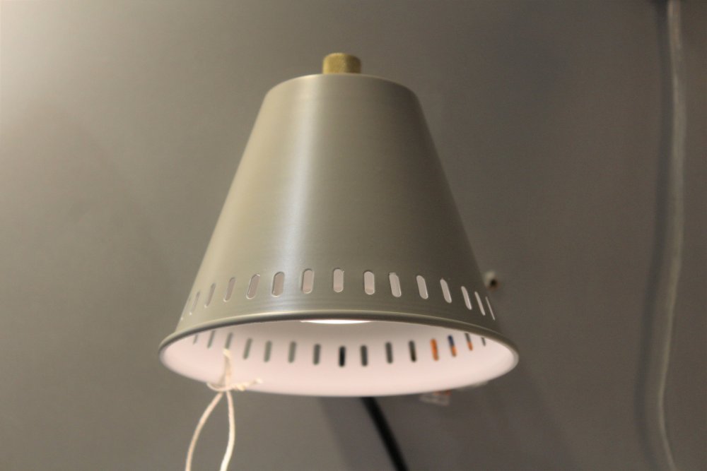 Noortrade Pine seinävalaisin